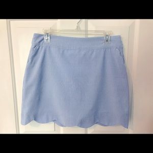 Vineyard vines cornflower seersucker scallop skort